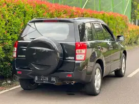 Suzuki grand vitara jlx automatik istimewa 2010