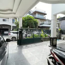DIJUAL VILLA KOMPLEK CEMARA ASRI DAERAH CEMARA DEKAT SUPERMARKET
