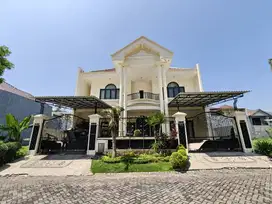 RUMAH VILLA ROYAL PAKUWON CITY DKT MALL,MULYOSARI,MANYAR,KERTAJAYA