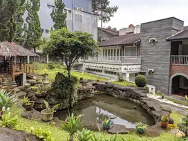 Rumah Mewah Lokasi Elite di Setrasari Sukahaji Setramurni