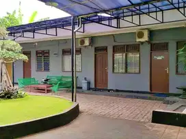 J351.Rumah Asri TERMURAH LT 1000 M2 di Komplek BUMN Kemanggisan, Slipi