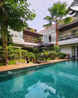 DIJUAL RUMAH MEWAH MENTENG BINTARO TANGSEL.