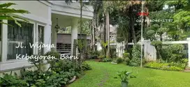 Rumah Mewah Area Elit Jl. Wijaya, Melawai, Kebayoran Baru, Jakarta Slt