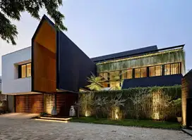 DIJUAL RUMAH SUPER MEWAH KEBAYORAN BARU JAKARTA SELATAN.
