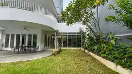 Rumah Mewah Lokasi Elite di Jl Denpasar III Mega Kuningan