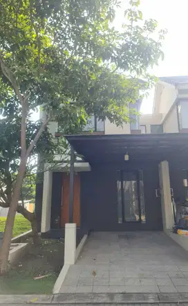 Disewakan North West Hill Bangunan 2 Lantai