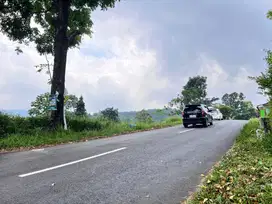 Tanah Tepi Jl Raya Kemuning - Cocok Untuk Buka usaha