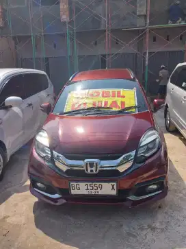 Honda mobilio RS cvt at 2015 dp nego