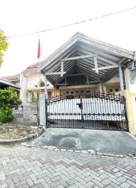 Disewakan Rumah 2 Lantai Siap Huni di Perum Pantai Mentari Kenjeran