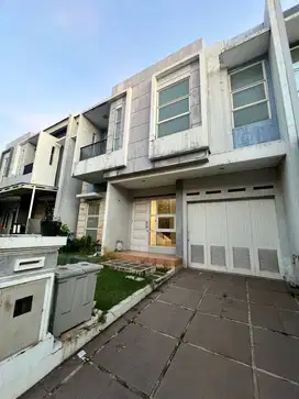 Disewakan Rumah Luas 5+1 KT di Cluster Dalton Gading Serpong