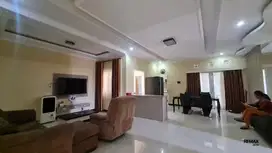 Rumah Bagus 3 Kamar tidur Disewakan, di Denpasar Barat