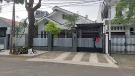 Sewa Rumah Komplek Dempo pakubuwono Senayan Jaksel