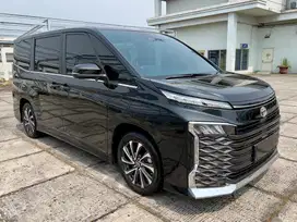 [LOW KM 6.000] TOYOTA VOXY TSS 2022 HITAM ISTIMEWA MODEL 2023
