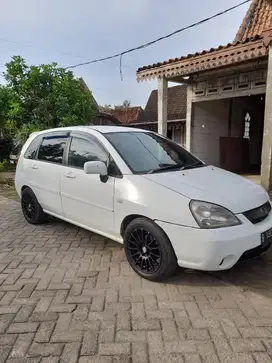 Suzuki aerio dx MT 2002