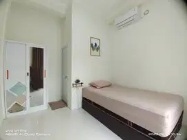 Kost Putri Eksklusif