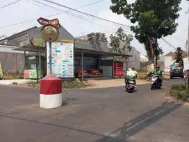 Dekat Kampus UII, Tanah SHM Cocok Kos Eksklusif & Rumah Premium