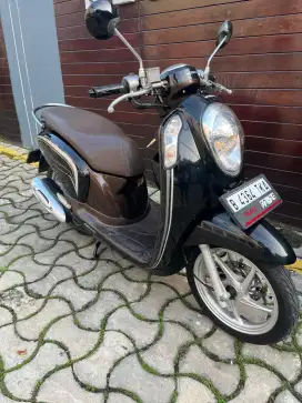 DIJUAL HONDA SCOOPY F 1 STYLISH REMOTE