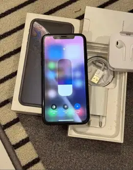 IPHONE XR BLACK 64GB