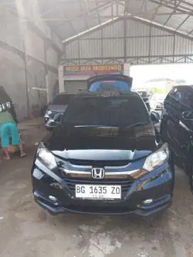 Honda HRV TYPE E CVT AT 2018 ANTIK