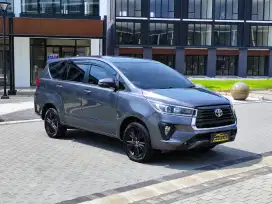 Innova 2.4 V, AT, 2020, solar