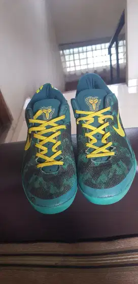Sepatu basket, Kobe 8