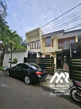 Dijual Rumah Bagus hoek 2 Lantai 17x17 Kelapa Nias. Cocok untuk Kantor