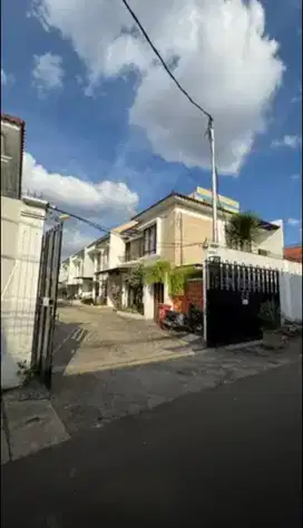 Rumah HARMONIS dalam cluster green resident pondok kelapa