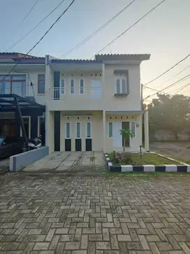 Rumah siap huni dalam cluster di Jatibening Baru Bekasi
