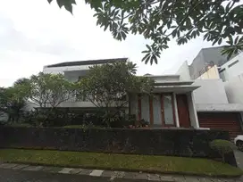 DIJUAL RUMAH MEWAH SIAP HUNI KEMANG TIMUR SEMI FURNISH HARGA NEGO