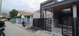 DI SEWAKAN / DIKONTRAKKAN RUMAH DEPAN PELABUHAN KETAPANG BANYUWANGI