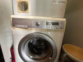 Mesin Cuci Electrolux (Free Dryer)