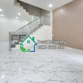 DISEWAKAN VILLA KOMP CEMARA ASRI JLN KATALIA TERRACE
