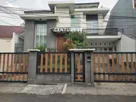 Disewakan Rumah 2 Lantai Perumahan Cipinang Indah Jakarta TImur