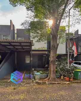 RUMAH SIAP HUNI 2 LANTAI DALAM TOWNHOUSE OZONE