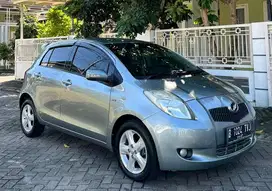 toyota yaris 2007 matic
