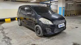 TDP Rendah Suzuki Ertiga 1.4 GA Bensin-MT 2012 Hitam C3RED