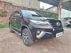 TDP Rendah Toyota Fortuner 2.4 4x2 VRZ Solar-AT 2017 Hitam CAFQD
