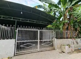 BEST PRICE!  DIJUAL  RUMAH / TEMPAT USAHA / GUDANG  KOPO PERMAI