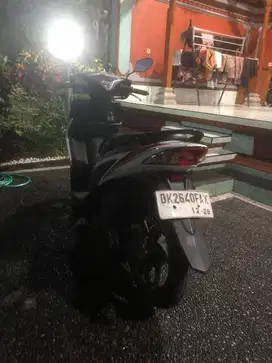 Dijual: Honda Vario FI 2018 Hitam Putih - Terawat, Siap Gas!