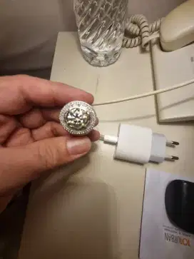 Cincin moissanite mewah
