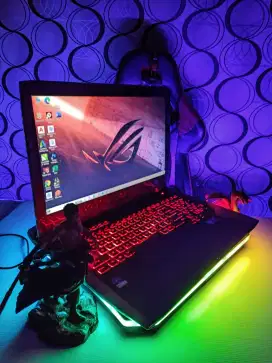 Laptop Asus rog 17 g752 i7 ram 16 /128 +1tb hdd