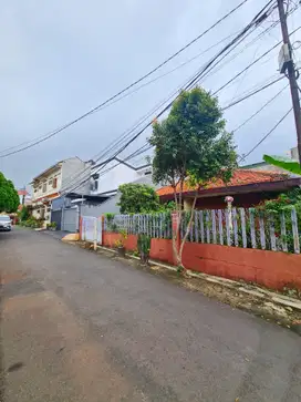 JUAL CPT! Rumah Kebayoran Lama, Dlm Komplek - Rumah Lama
