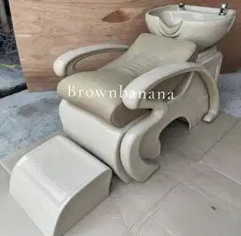 Kursi Keramas Salon Nude dengan keran