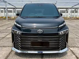 [LOW KM 6.000] TOYOTA VOXY TSS 2022 HITAM ISTIMEWA MODEL 2023