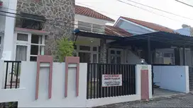 FOR SALE – Rumah Eksklusif di Gardenia Estate 105A Banyuwangi