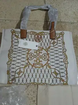Tas tote Tory Burch asli kulit. Kondisi ori.
