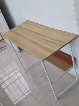 Meja Komputer / Belajar / Kantor