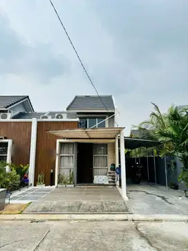 Dijual rumah posisi hook di Grand Duta City Cluster West Manhattan