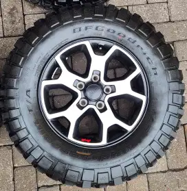 Velg ban jeep JL 2022 sperti baru