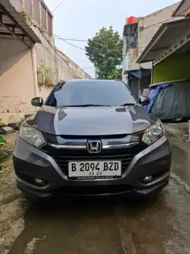 DIJUAL HONDA HRV TYPE E AT TH 2017 ABUABU METALIK